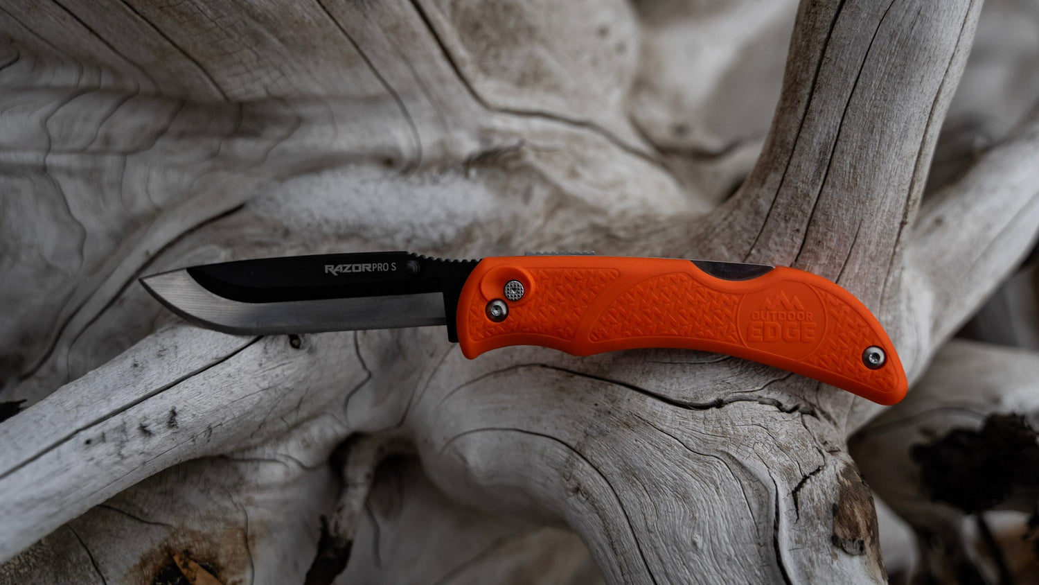 Best Outdoor Edge Knife for Deer Hunting 2026