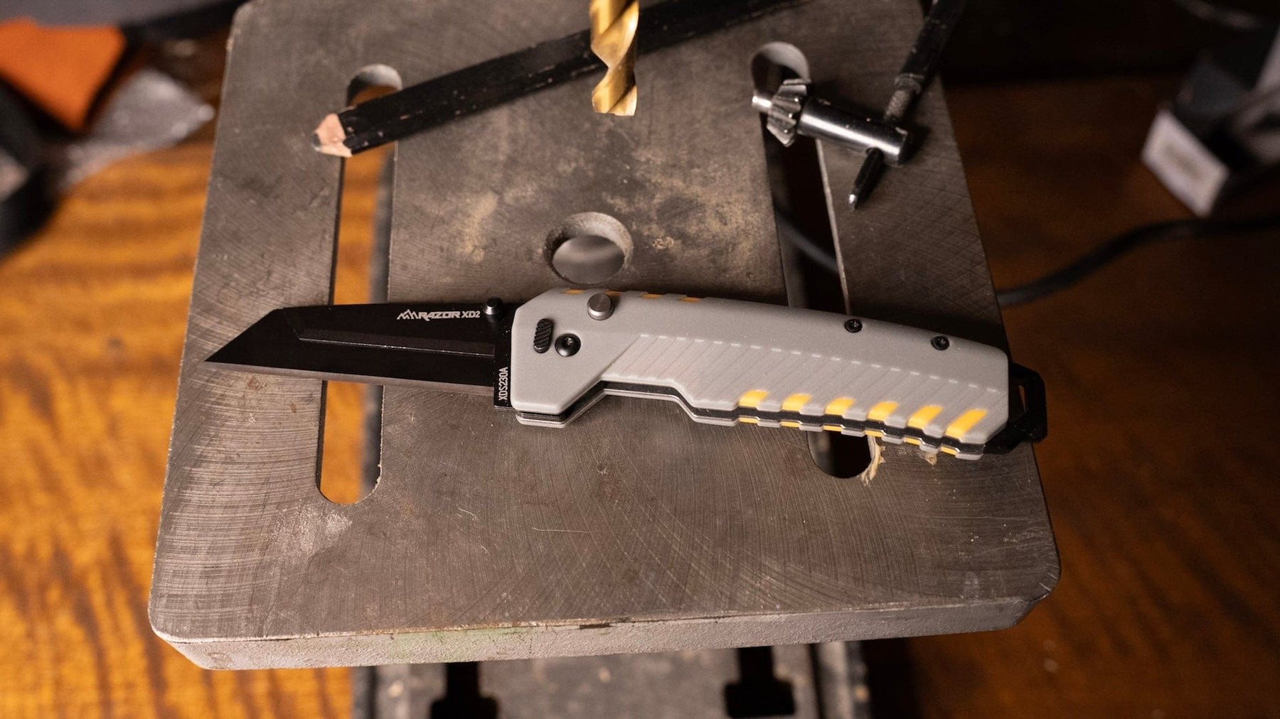 RazorSafe Utility Knives | Work-Ready Replaceable Blades